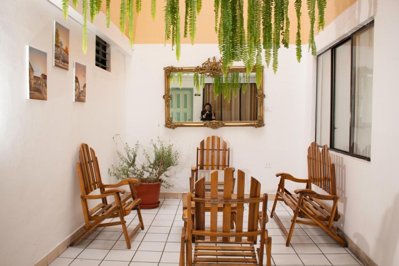 Hotel Cisne Куенка Екстериор снимка