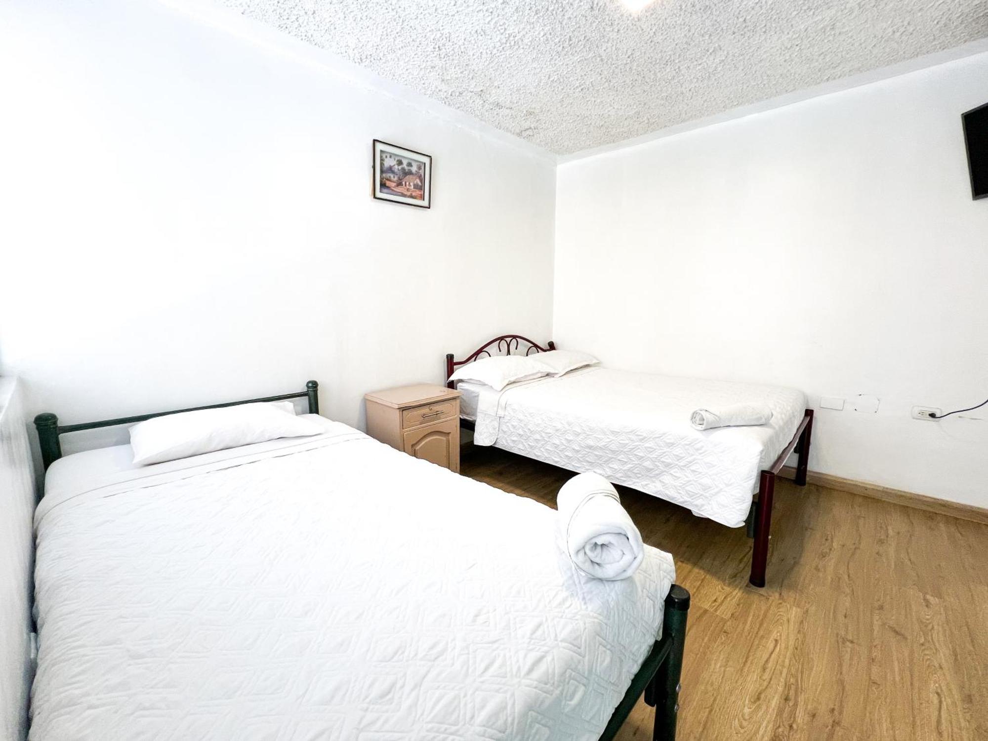 Hotel Cisne Куенка Екстериор снимка